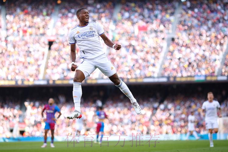 阿拉巴发推庆祝胜利:国家德比,我爱你! 阿拉巴发推庆祝胜利:国家德比,我爱你!